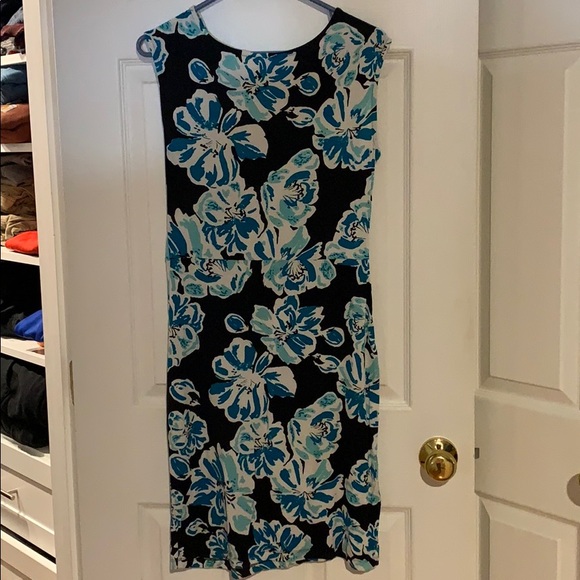 An Taylor Loft women’s small dress - Picture 2 of 6